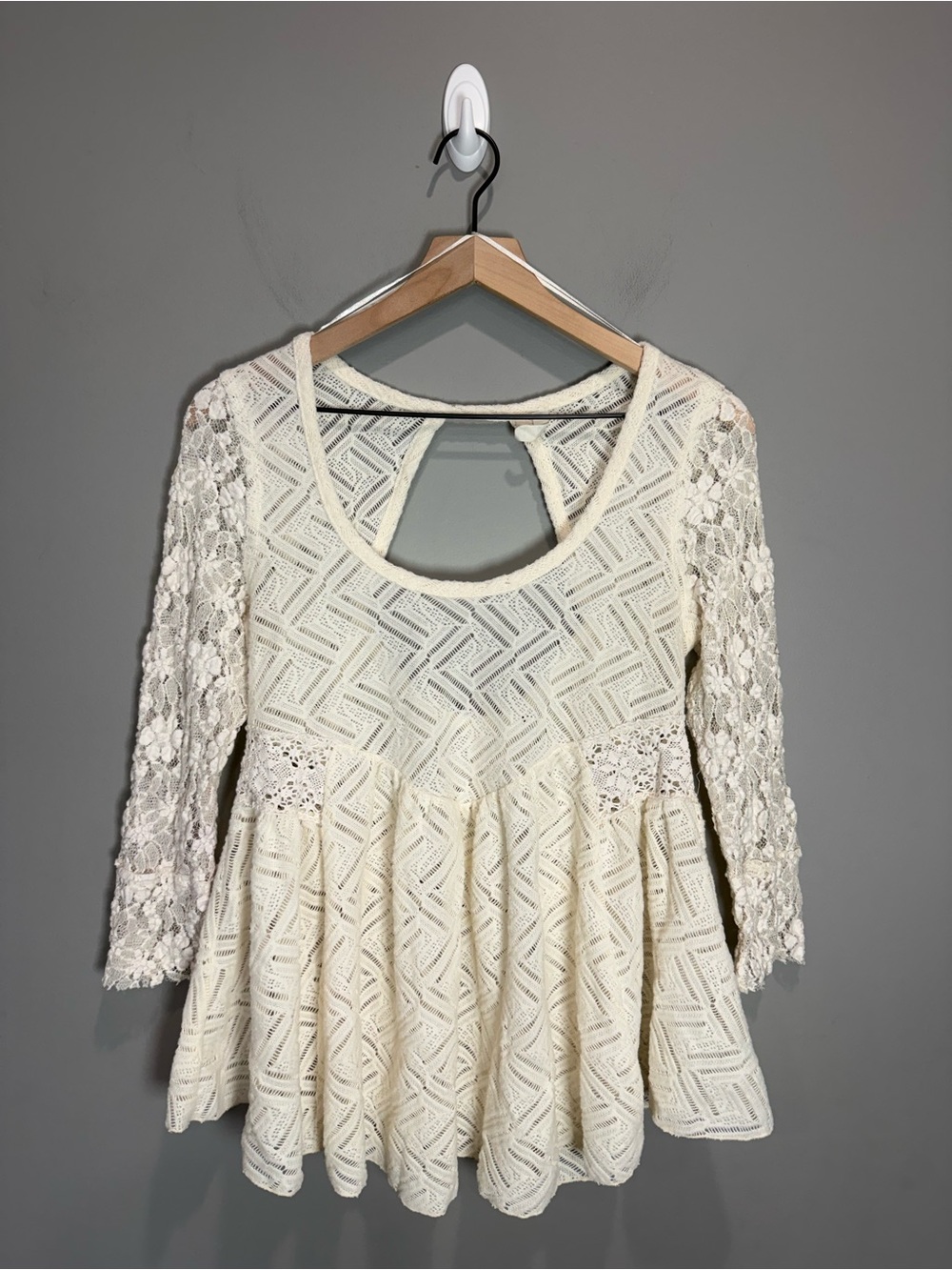 Free People Ivory Lace Open Back Peplum Top Boho Crochet Medium